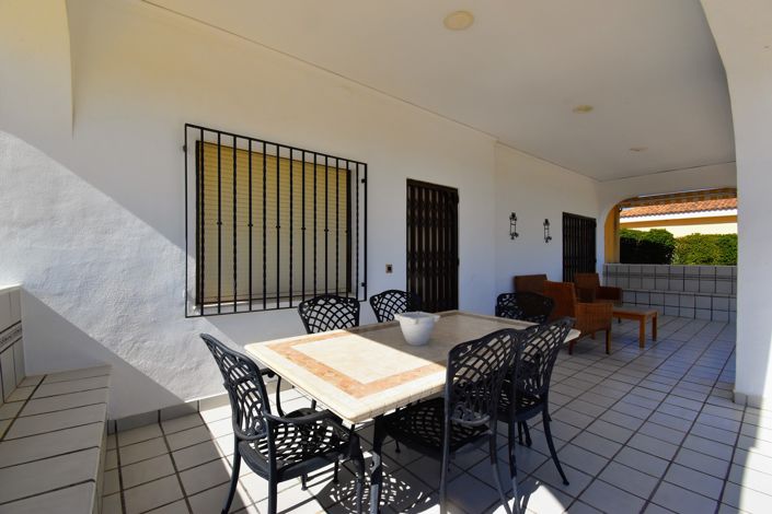 Image No.28-6 Bed Villa for sale