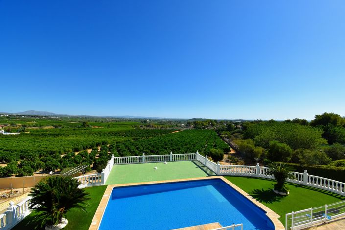 Image No.29-6 Bed Villa for sale