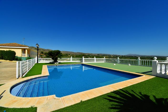 Image No.3-6 Bed Villa for sale