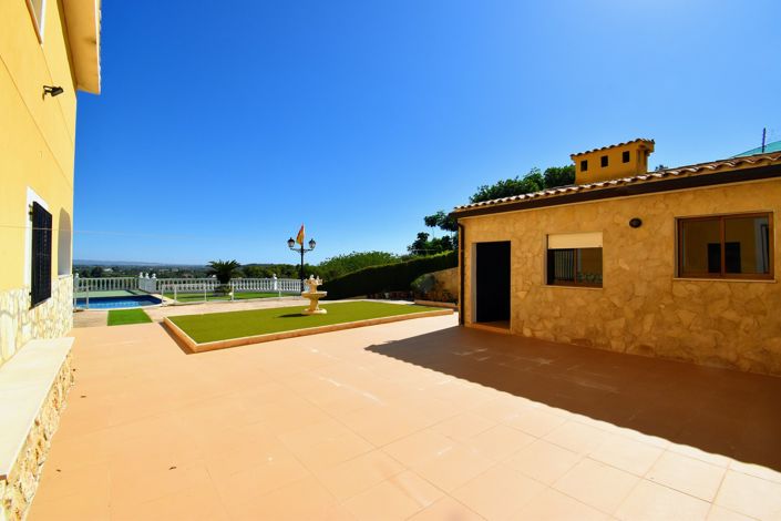 Image No.32-6 Bed Villa for sale