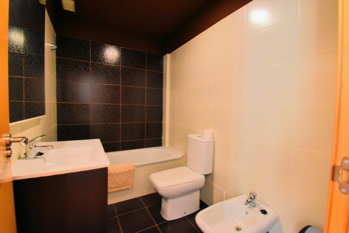 Image No.14-3 Bed Apartment for sale