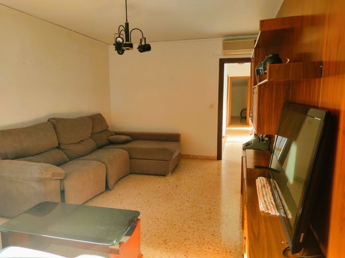 Image No.10-8 Bed Villa for sale