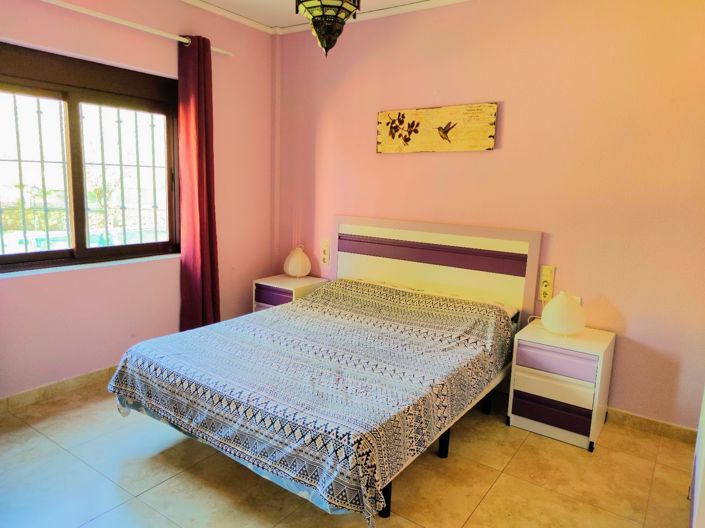 Image No.19-8 Bed Villa for sale