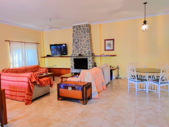 Image No.6-8 Bed Villa for sale