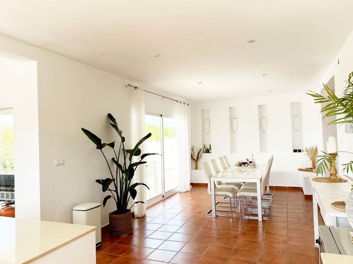 Image No.19-4 Bed Villa for sale