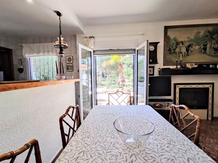 Image No.28-4 Bed Villa for sale