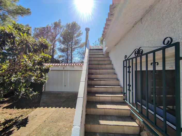 Image No.32-4 Bed Villa for sale