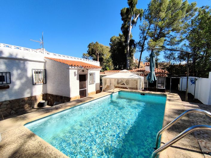 Image No.37-4 Bed Villa for sale