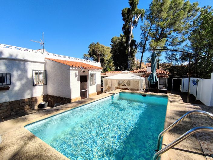 Image No.37-4 Bed Villa for sale