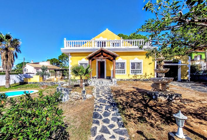 Image No.2-3 Bed Villa for sale