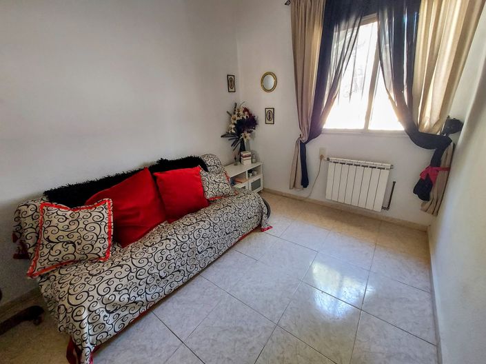 Image No.15-6 Bed Villa for sale