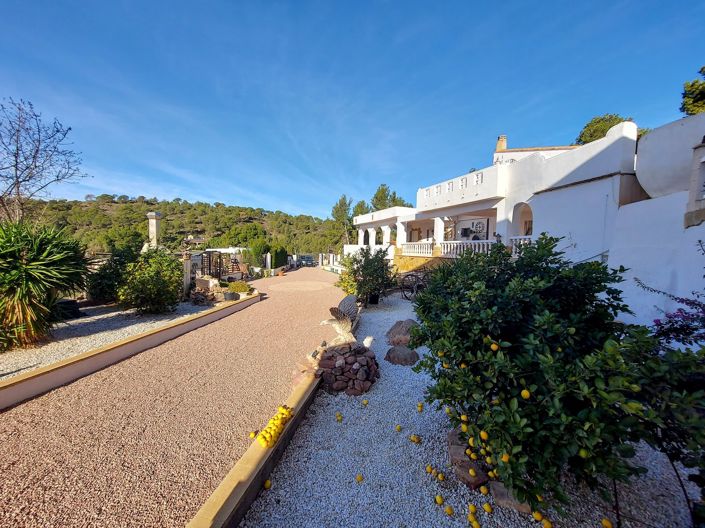 Image No.34-6 Bed Villa for sale