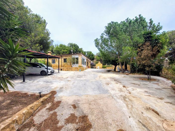 Image No.20-3 Bed Villa for sale