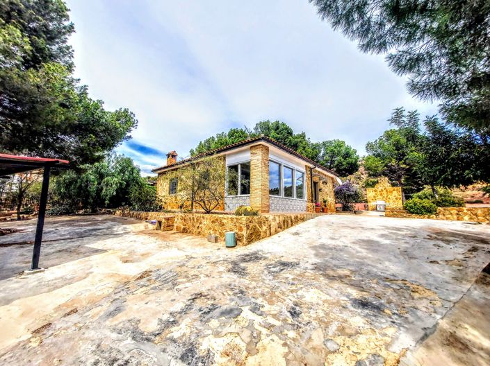 Image No.32-3 Bed Villa for sale