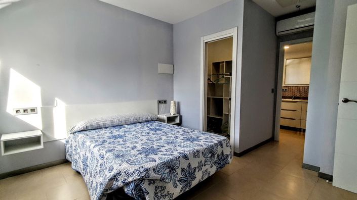 Image No.12-7 Bed Villa for sale