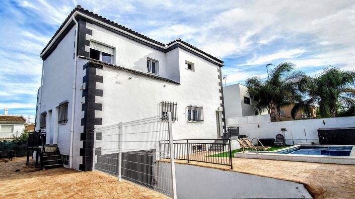 Image No.29-7 Bed Villa for sale