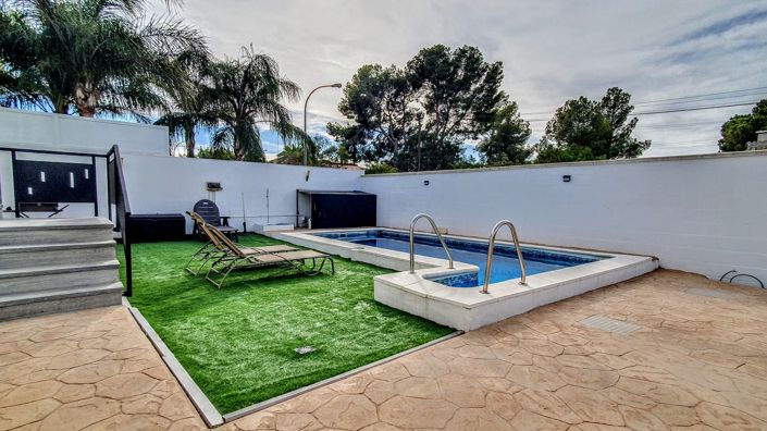 Image No.30-7 Bed Villa for sale