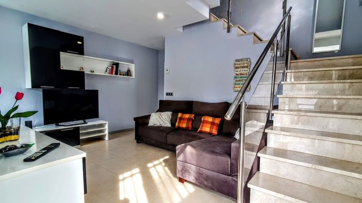 Image No.4-7 Bed Villa for sale