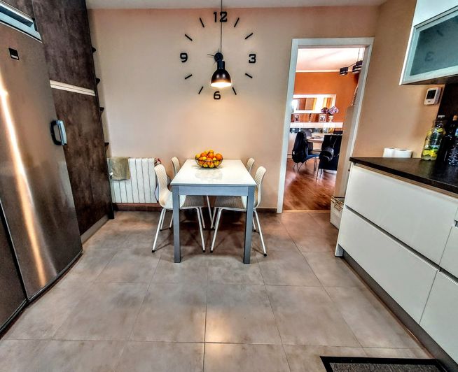 Image No.10-6 Bed Villa for sale