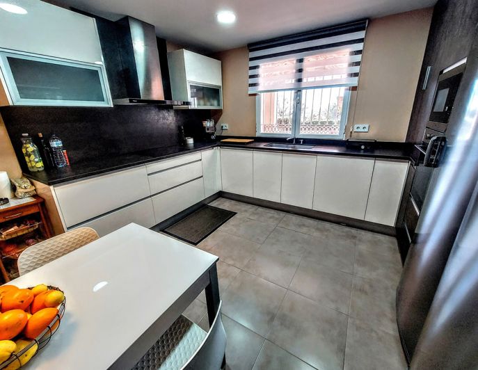 Image No.11-6 Bed Villa for sale