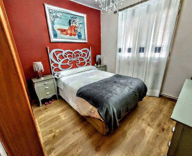 Image No.12-6 Bed Villa for sale