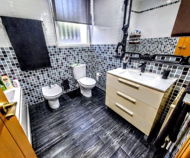 Image No.14-6 Bed Villa for sale