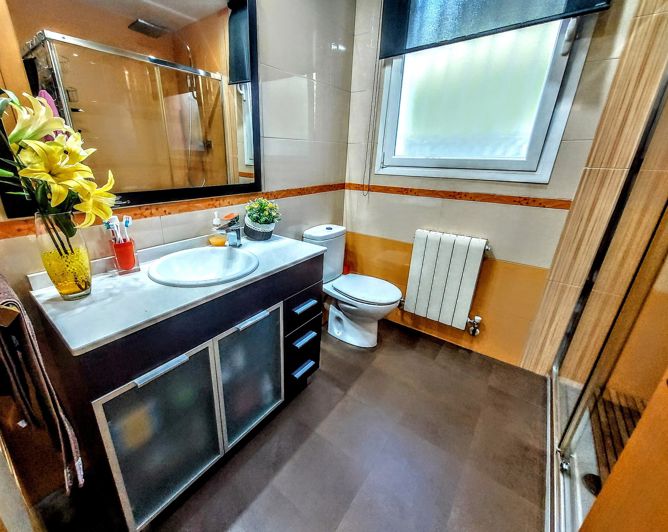 Image No.18-6 Bed Villa for sale