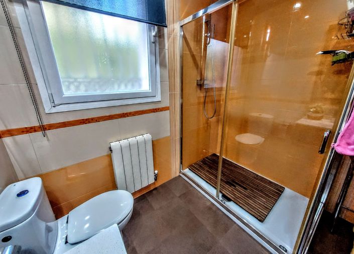 Image No.19-6 Bed Villa for sale