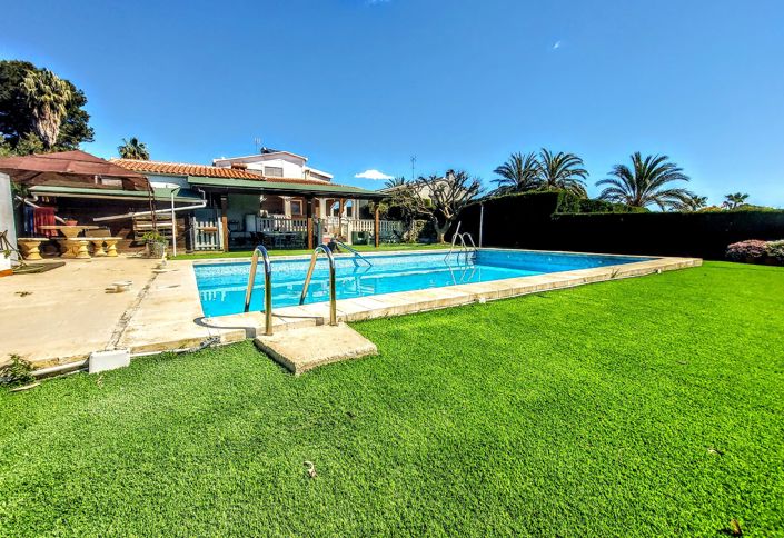 Image No.26-6 Bed Villa for sale