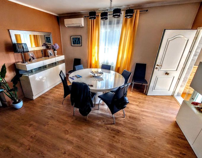 Image No.5-6 Bed Villa for sale