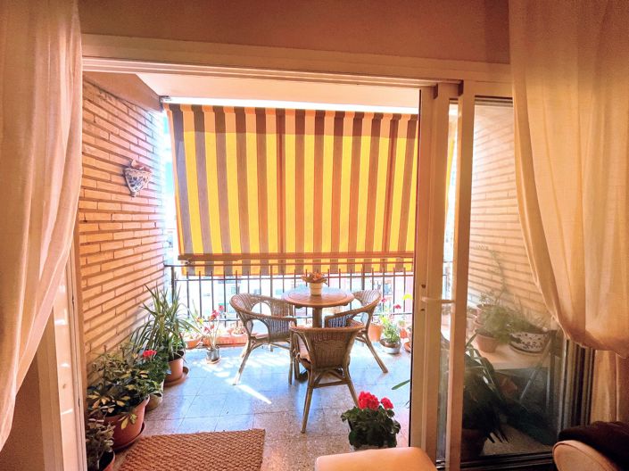 Image No.1-4 Bed Apartment for sale