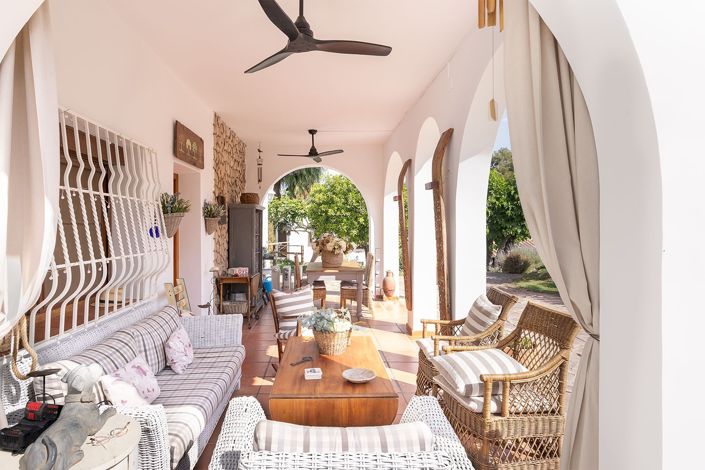 Image No.3-6 Bed Villa for sale