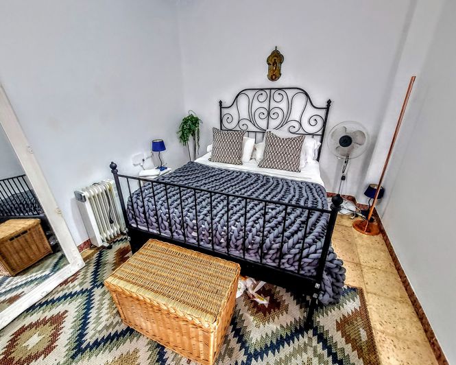 Image No.20-7 Bed Villa for sale