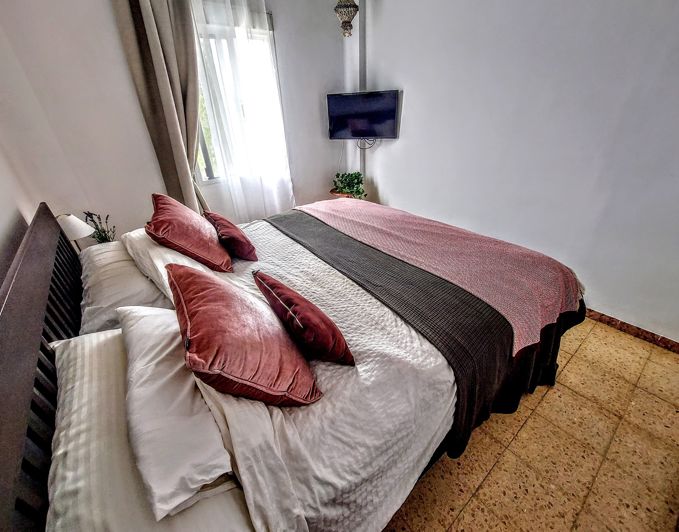 Image No.28-7 Bed Villa for sale