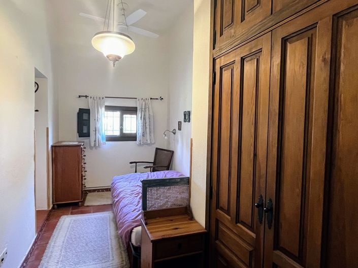 Image No.11-6 Bed Villa for sale