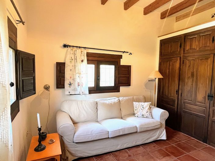 Image No.17-6 Bed Villa for sale