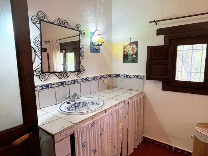 Image No.19-6 Bed Villa for sale