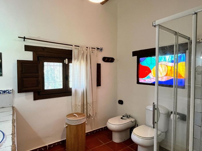 Image No.20-6 Bed Villa for sale