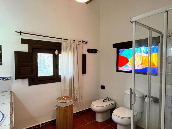 Image No.20-6 Bed Villa for sale