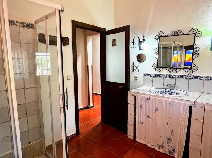 Image No.21-6 Bed Villa for sale