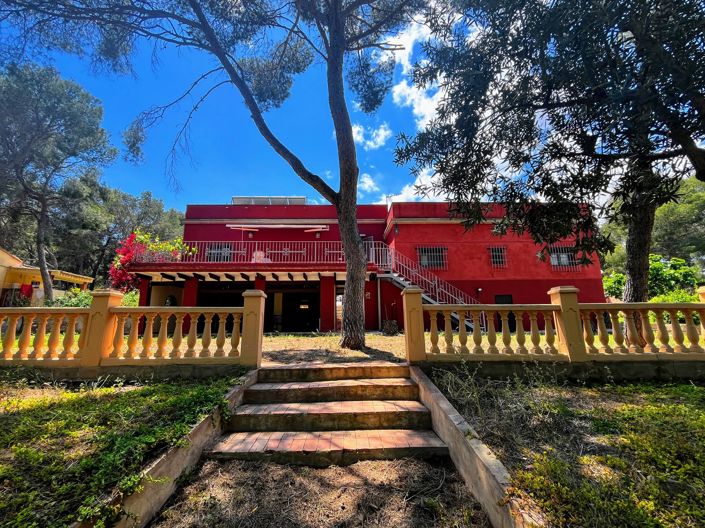 Image No.3-6 Bed Villa for sale