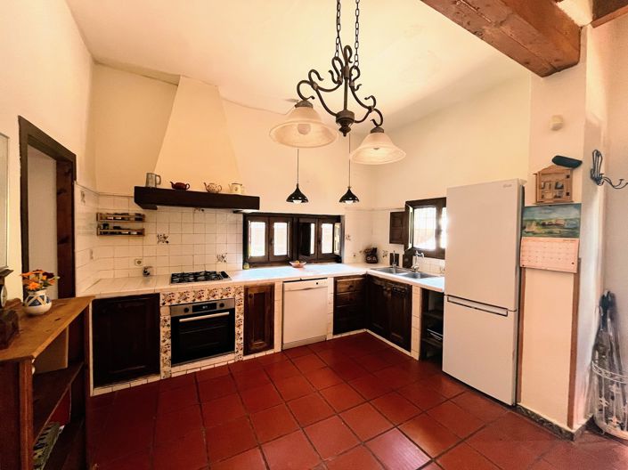 Image No.7-6 Bed Villa for sale