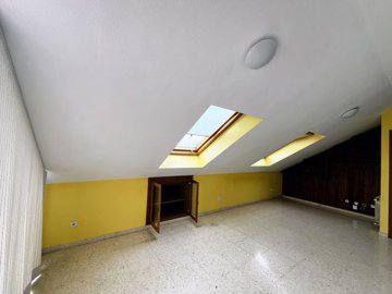 8535695