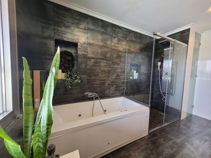 Image No.19-4 Bed Villa for sale