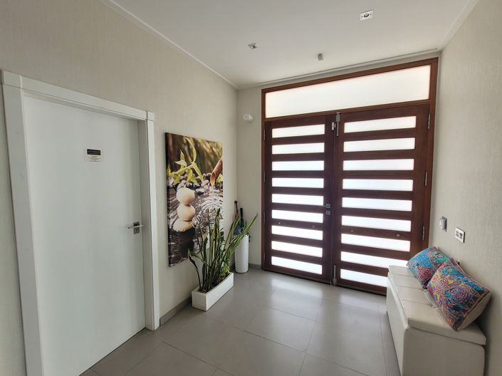 Image No.5-4 Bed Villa for sale