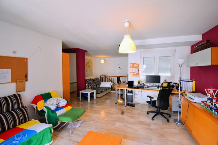 Image No.22-3 Bed Property for sale