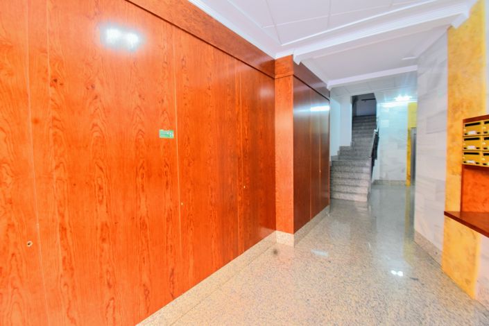 Image No.5-3 Bed Property for sale