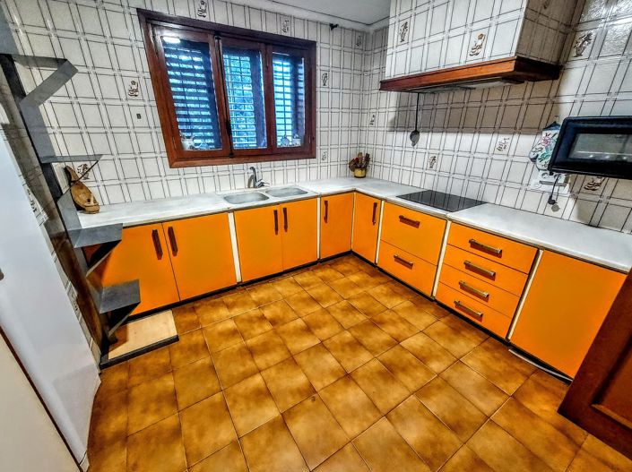 Image No.10-5 Bed Villa for sale