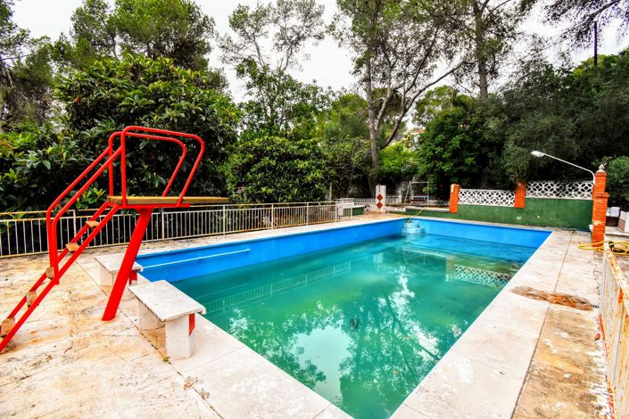 Image No.2-5 Bed Villa for sale