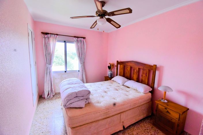 Image No.11-Villa de 5 chambres à vendre à Montroy